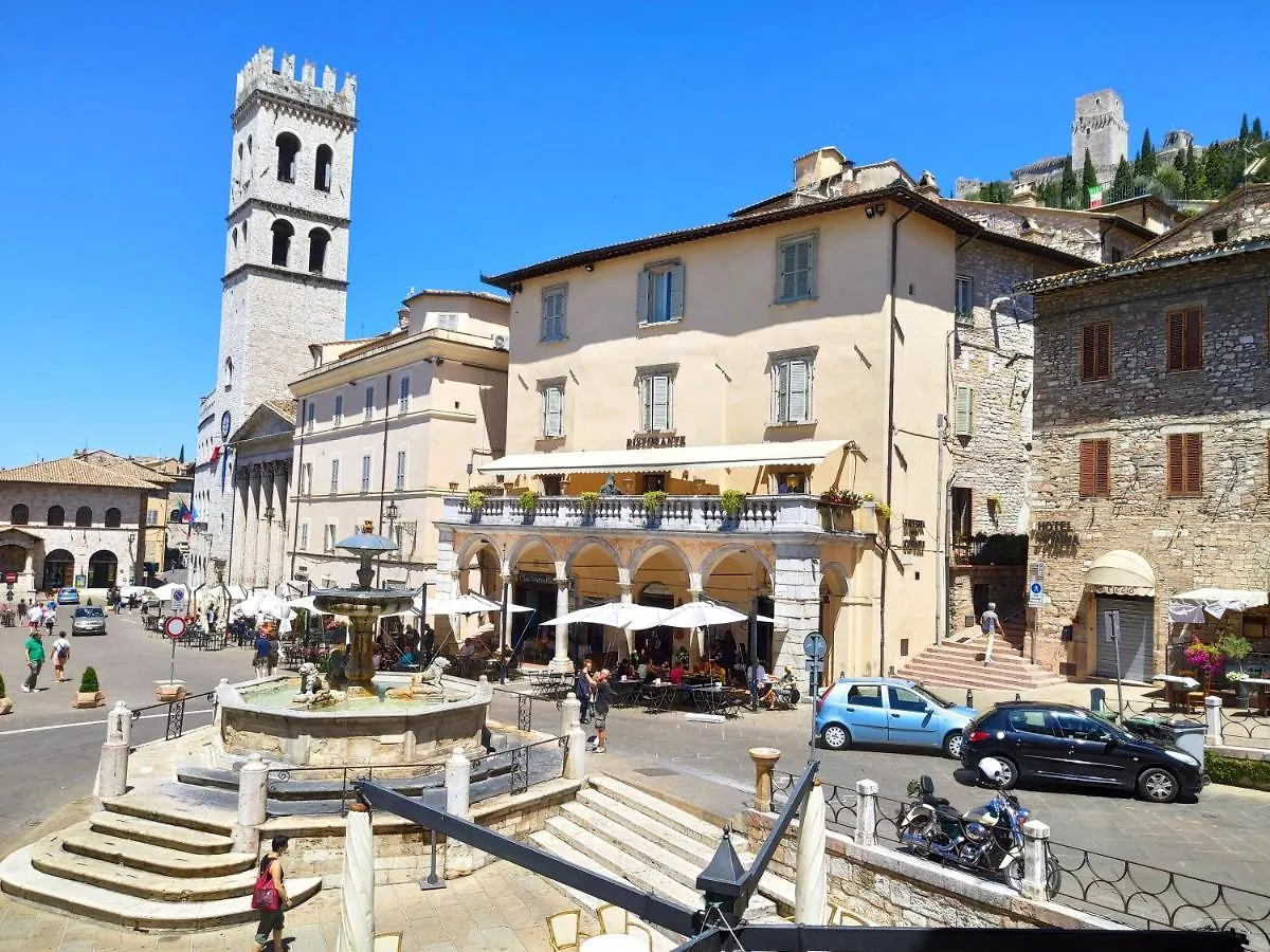 Mazzini 3 Apartment Assisi